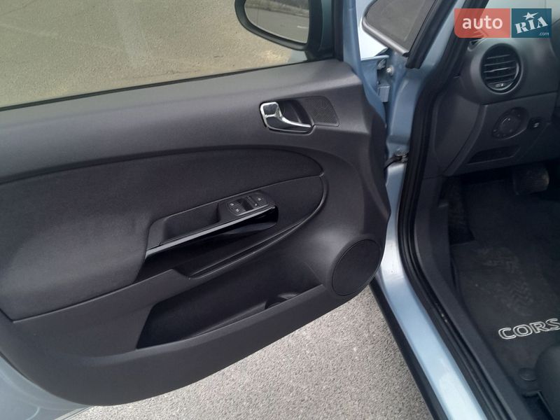 Хэтчбек Opel Corsa 2008 в Бердичеве фото 7 Хэтчбек Opel Corsa 2008 в Бердичеве