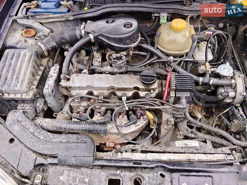 Хэтчбек Opel Corsa 1994 в Ивано-Франковске