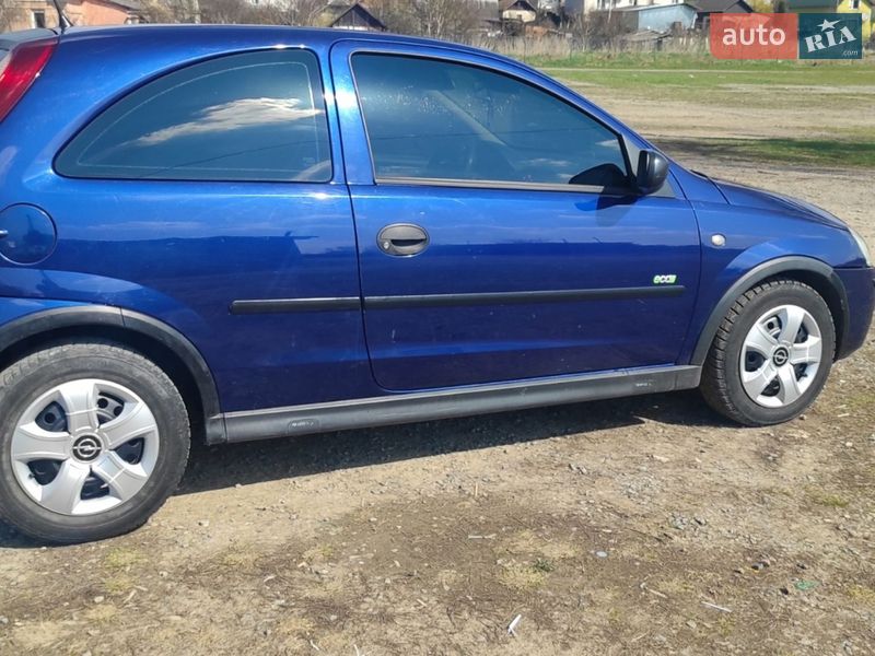 Хетчбек Opel Corsa 2005 в Монастириській