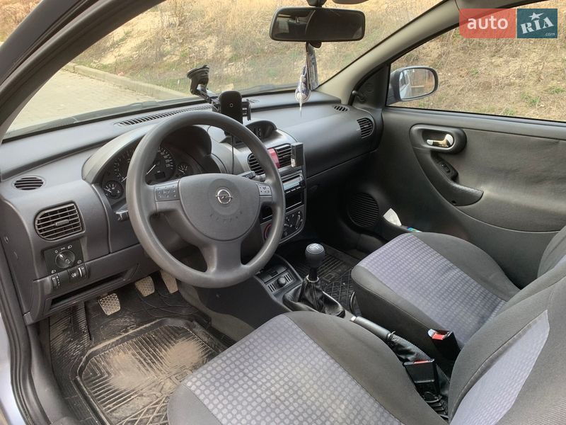 Хэтчбек Opel Corsa 2004 в Сокале фото 3 Хэтчбек Opel Corsa 2004 в Сокале