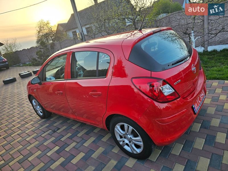 Хетчбек Opel Corsa 2009 в Луцьку