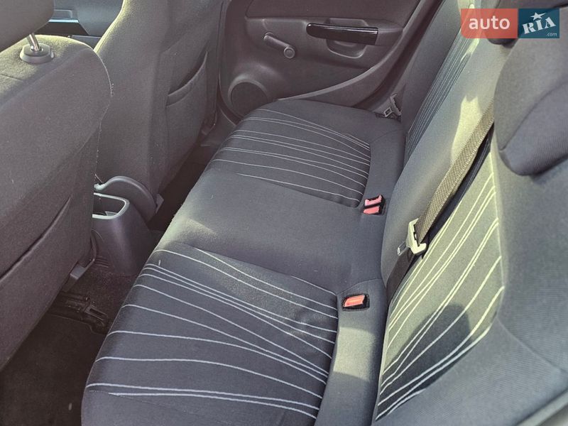 Хетчбек Opel Corsa 2009 в Луцьку