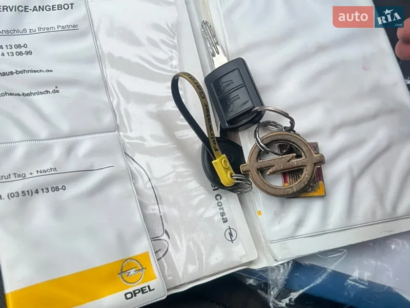 Хэтчбек Opel Corsa 2003 в Дрогобыче документ