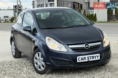 Хэтчбек Opel Corsa 2009 в Стрые