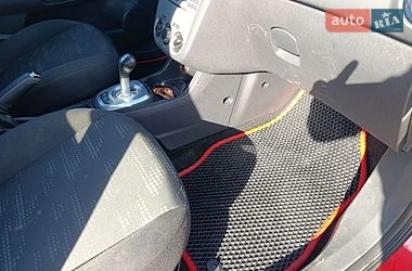 Хэтчбек Opel Corsa 2011 в Киеве
