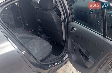 Хэтчбек Opel Corsa 2010 в Тернополе