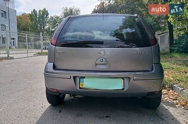 Хэтчбек Opel Corsa 2004 в Харькове