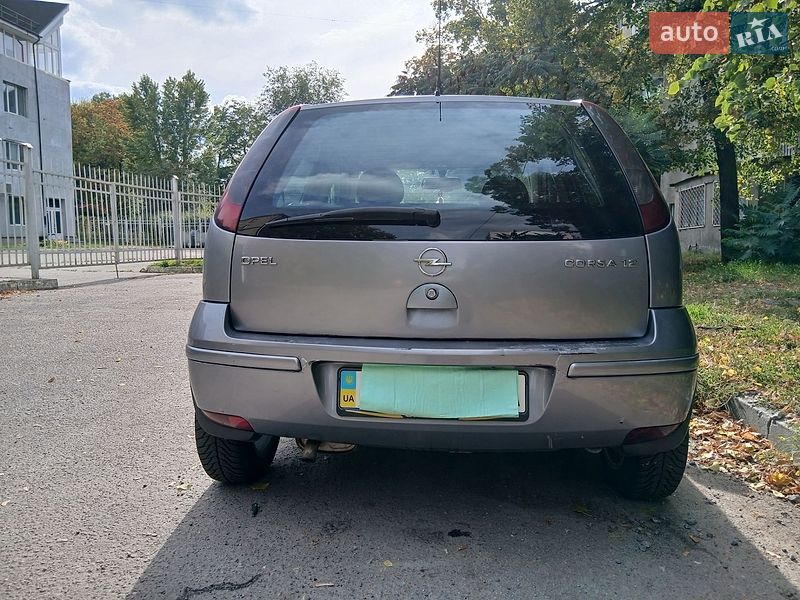 Хэтчбек Opel Corsa 2004 в Харькове