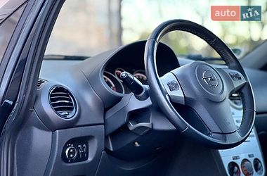 Хэтчбек Opel Corsa 2012 в Николаеве