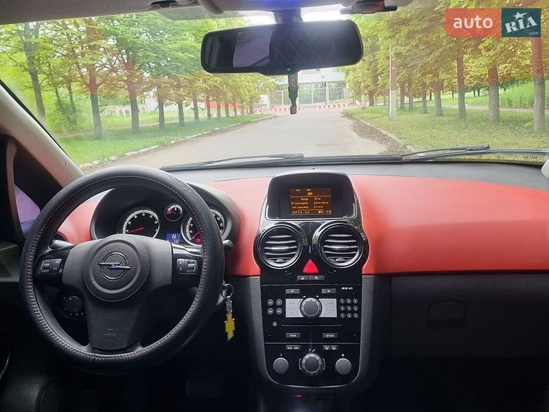 Хэтчбек Opel Corsa 2007 в Харькове