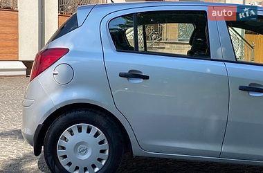 Хэтчбек Opel Corsa 2011 в Тернополе