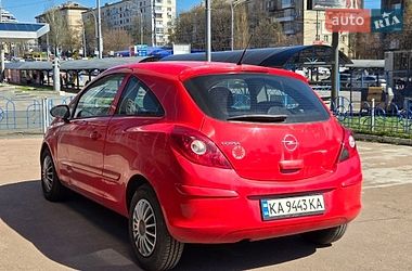 Хэтчбек Opel Corsa 2006 в Киеве