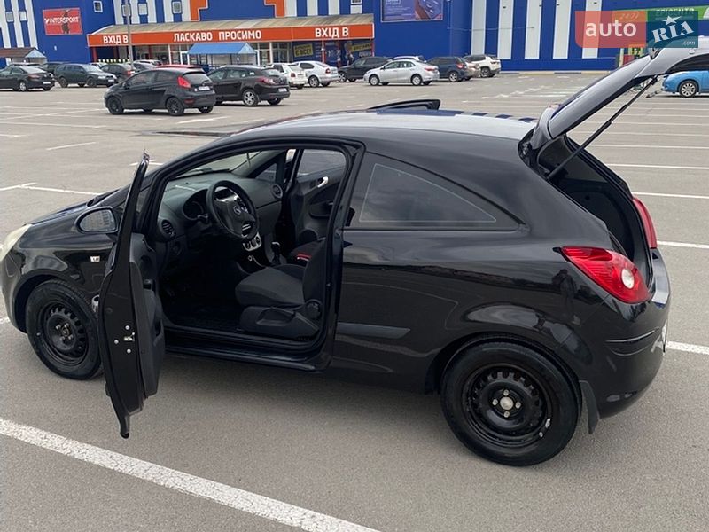 Хэтчбек Opel Corsa 2008 в Каменец-Подольском