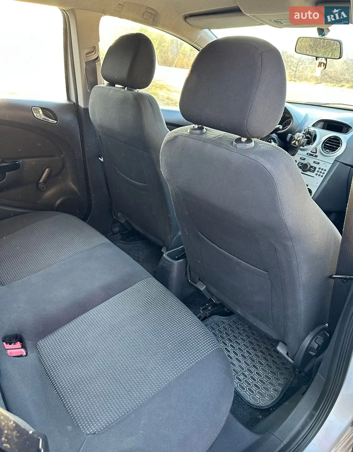 2011 Opel Corsa - мініатюра 12