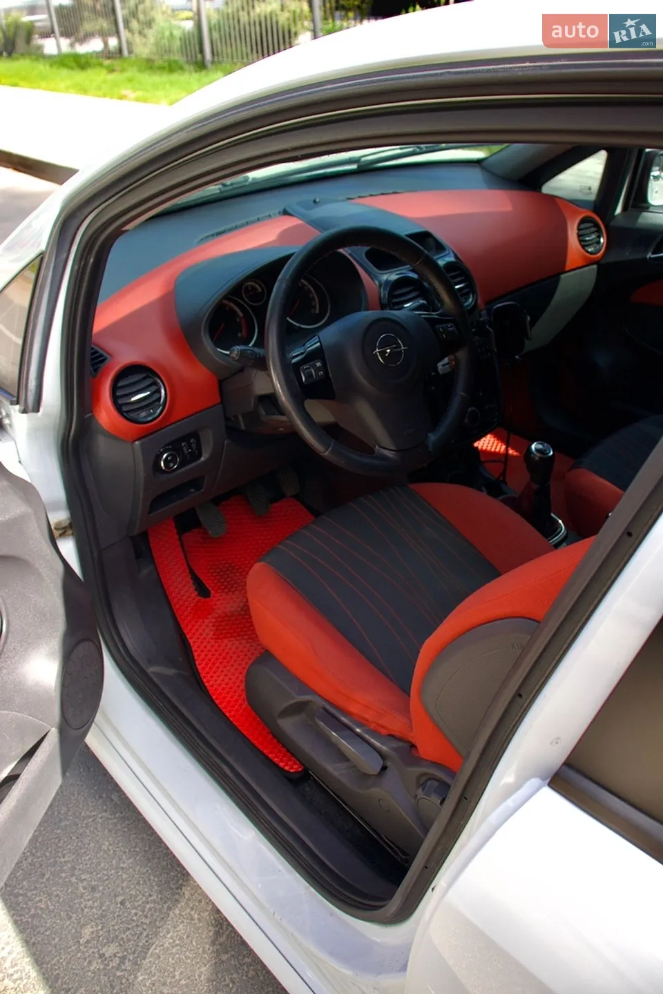 2010 Opel Corsa - мініатюра 19