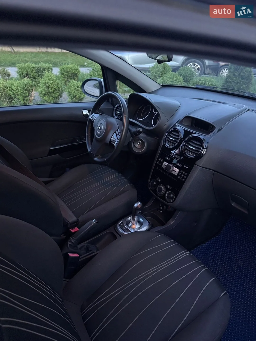2011 Opel Corsa - мініатюра 10