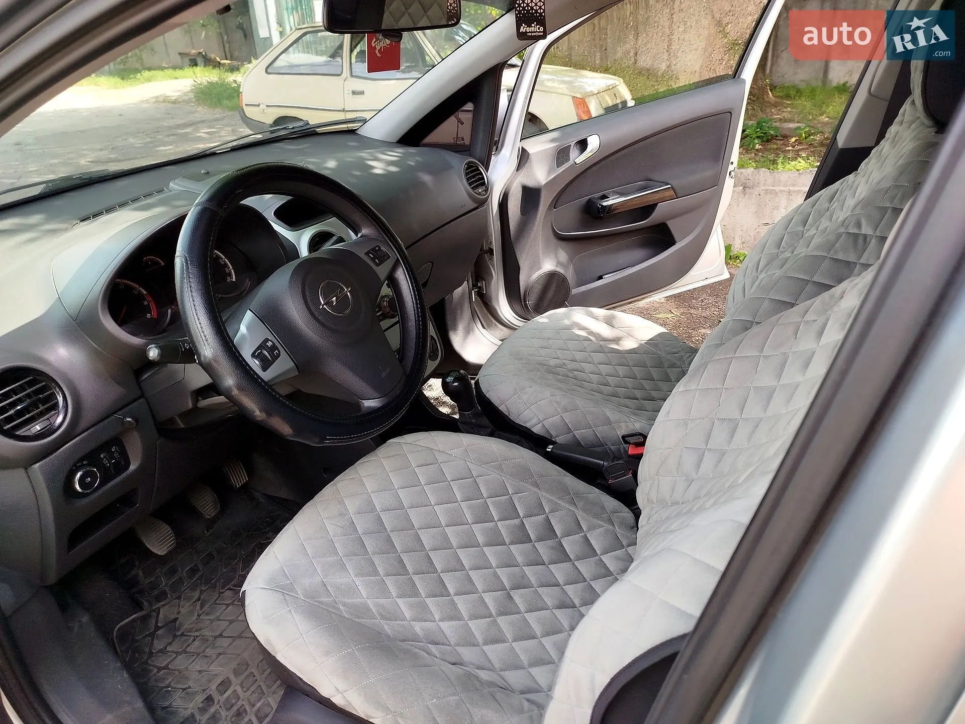 2013 Opel Corsa - мініатюра 9