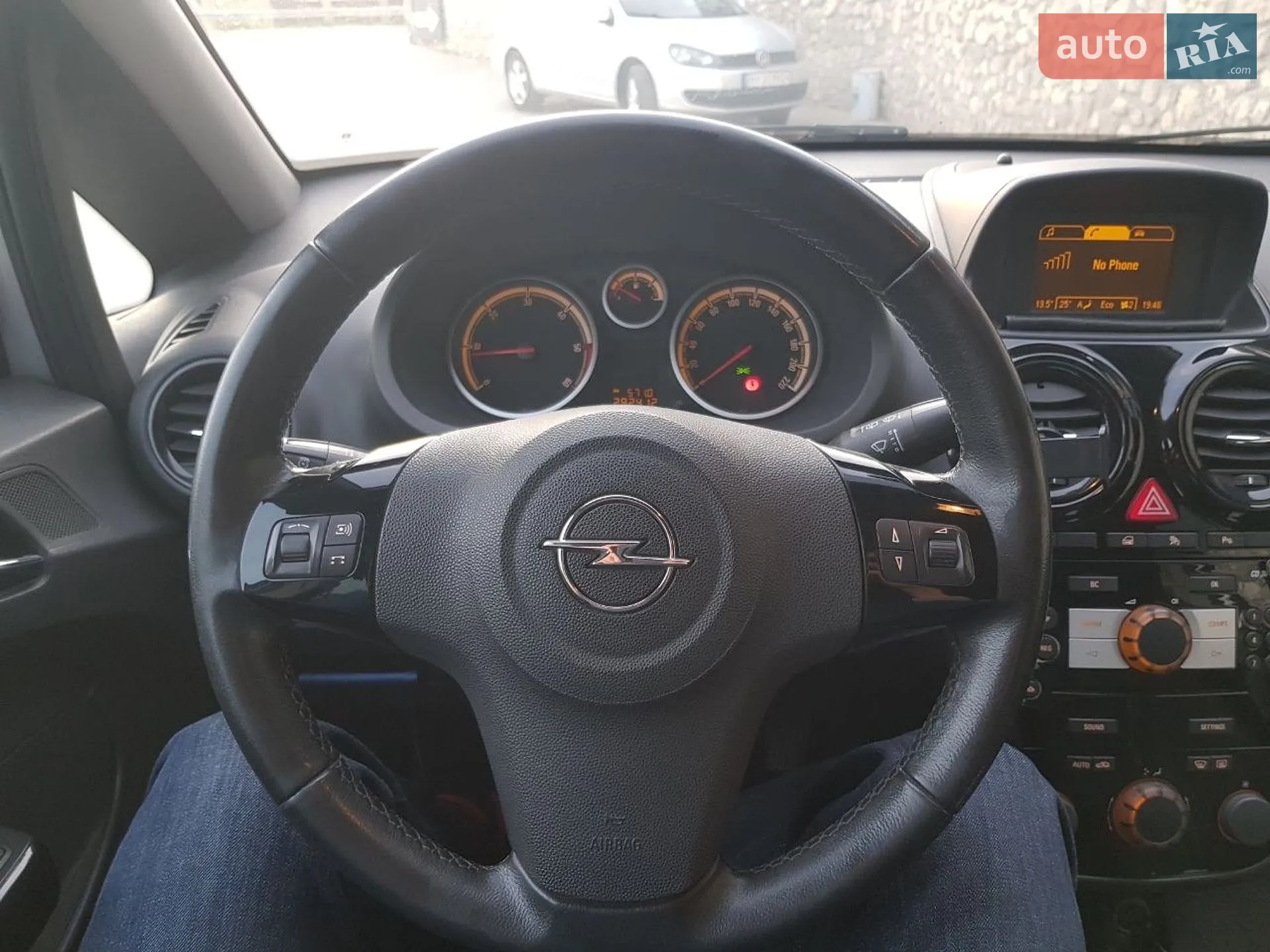 2010 Opel Corsa - мініатюра 2