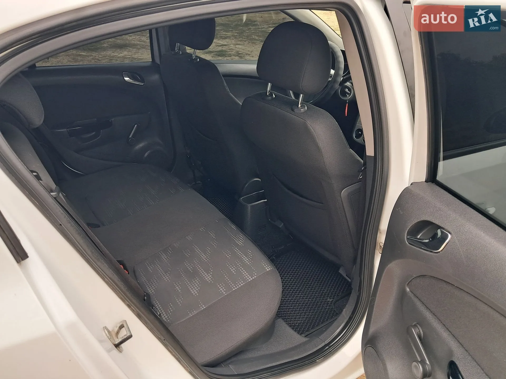 2011 Opel Corsa - мініатюра 13