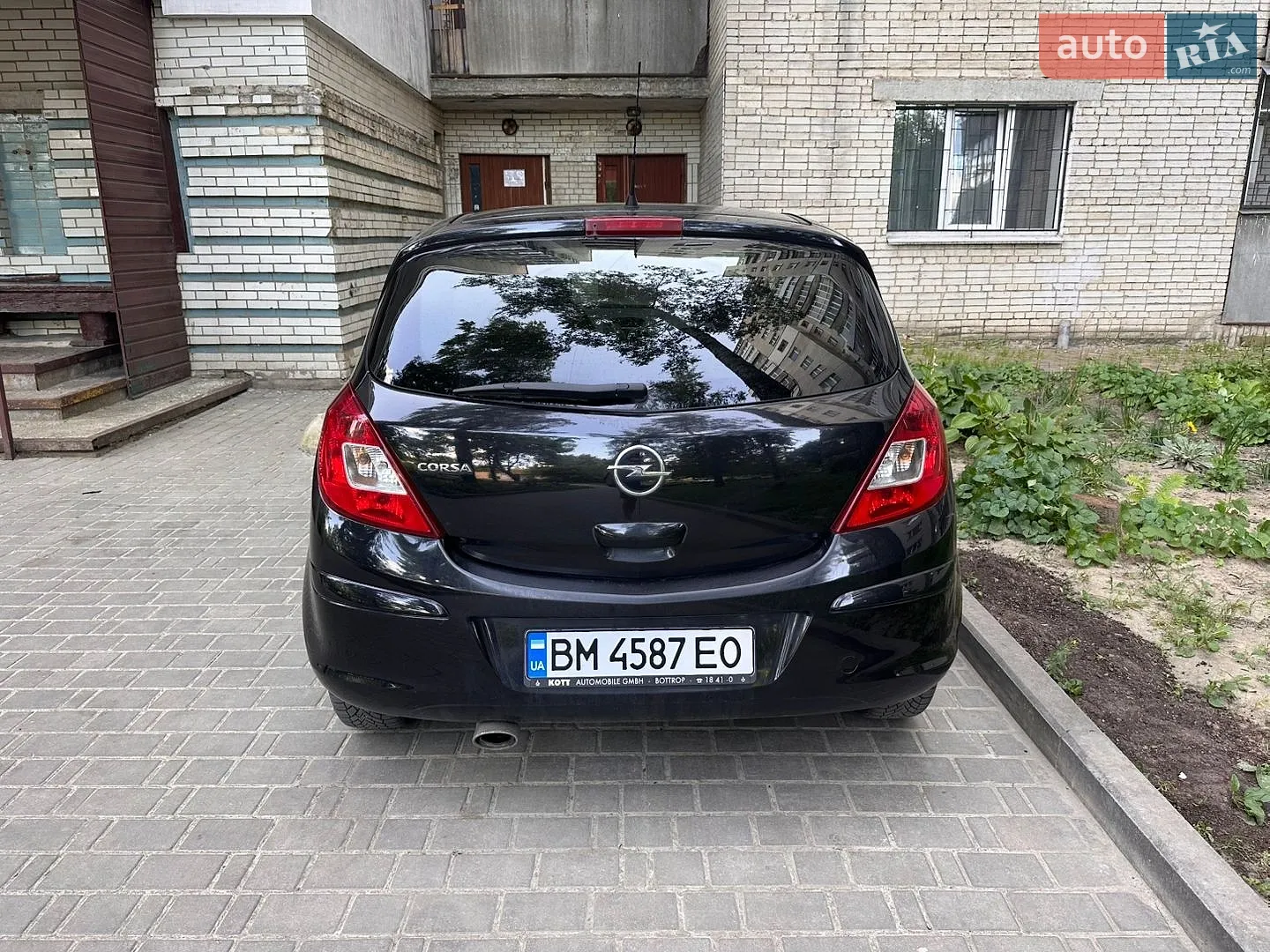 2010 Opel Corsa - мініатюра 3