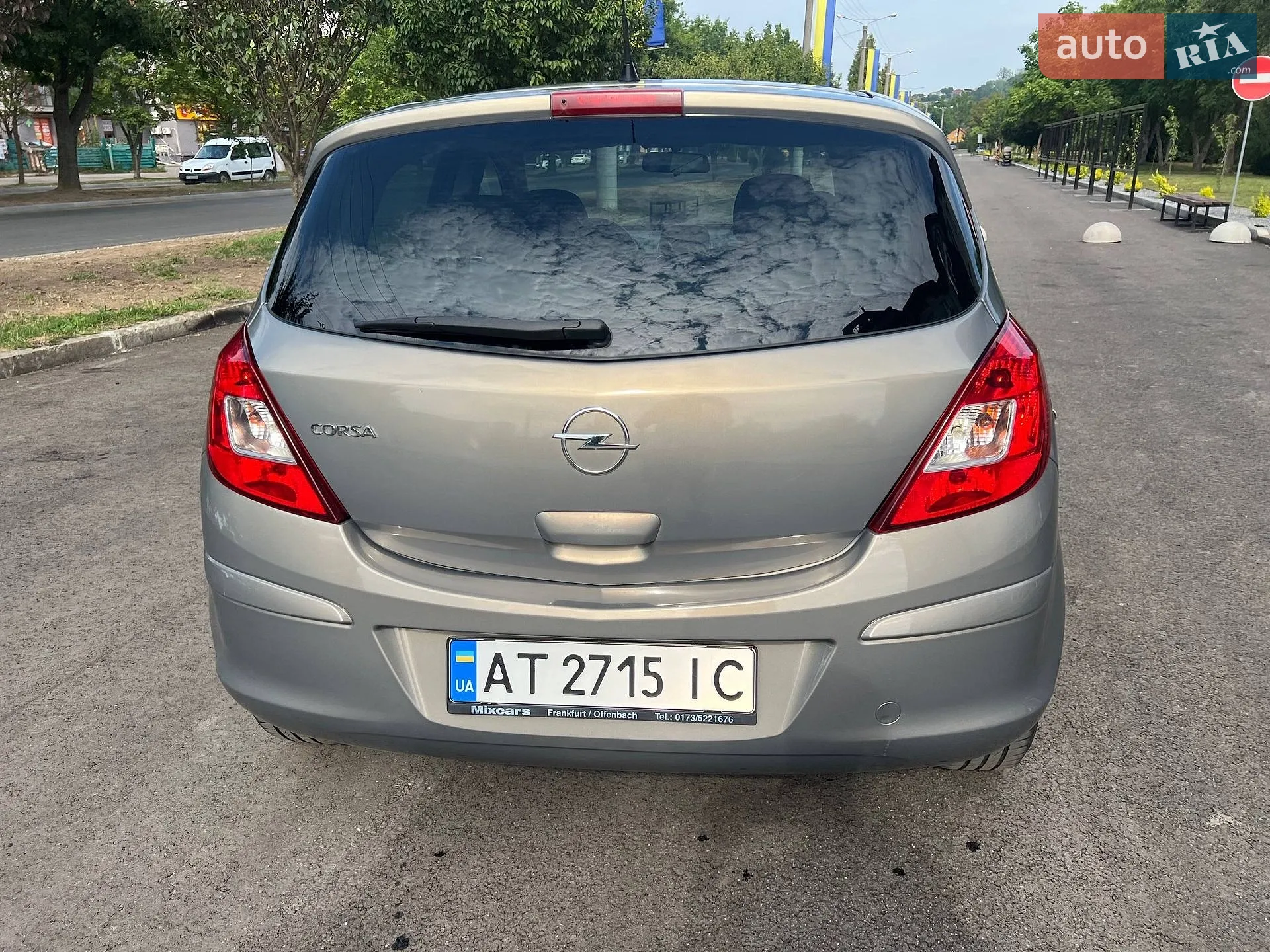 2010 Opel Corsa - мініатюра 3