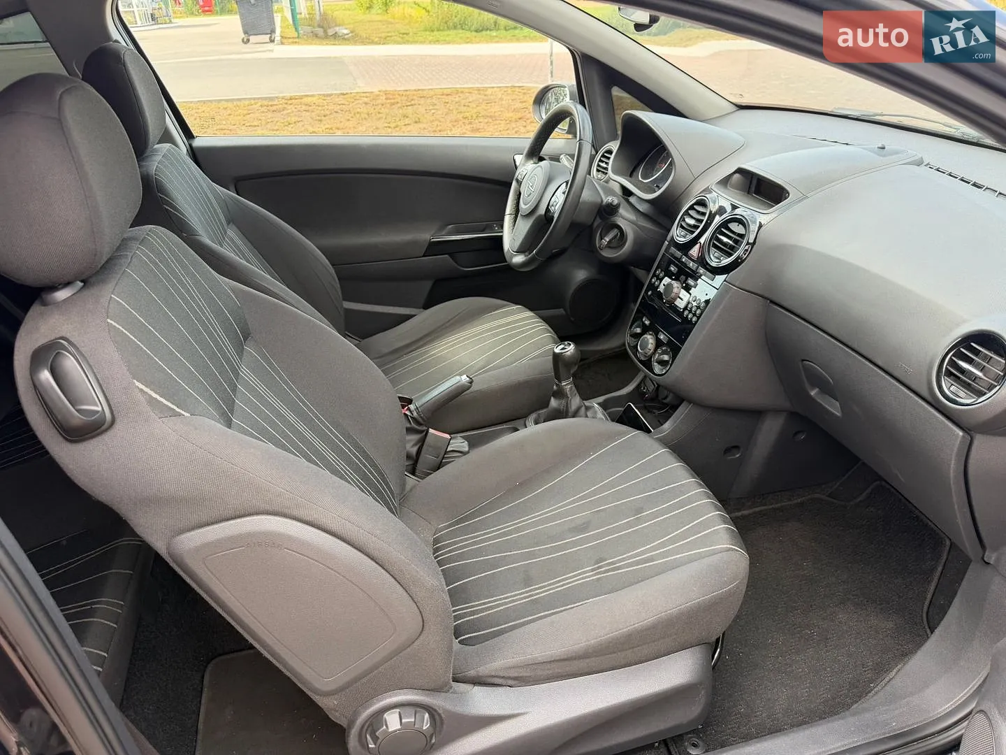 2010 Opel Corsa - мініатюра 10