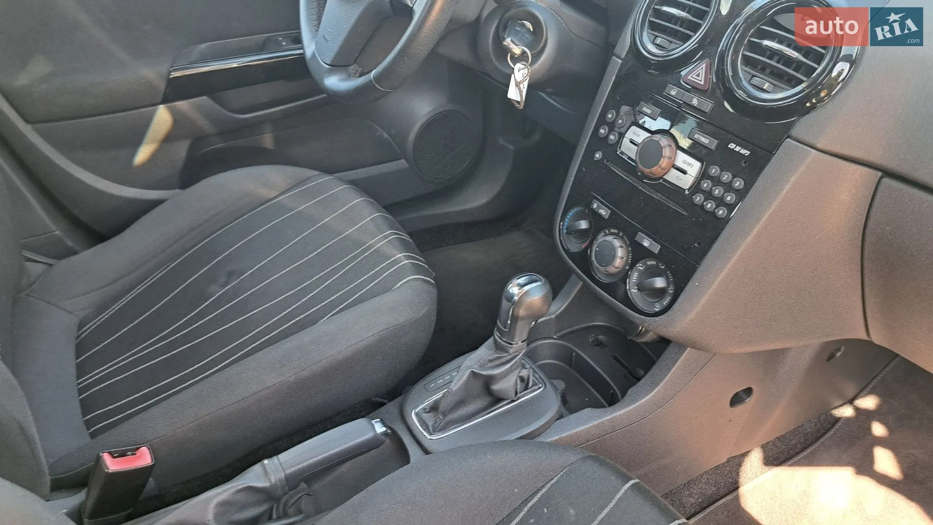 2010 Opel Corsa - мініатюра 26