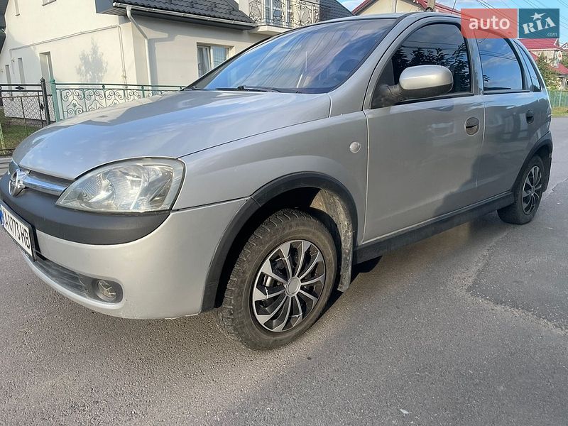 Хэтчбек Opel Corsa 2002 в Коломые