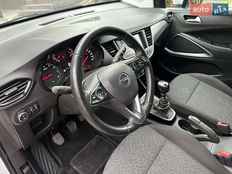 Внедорожник / Кроссовер Opel Crossland X 2019 в Хмельницком
