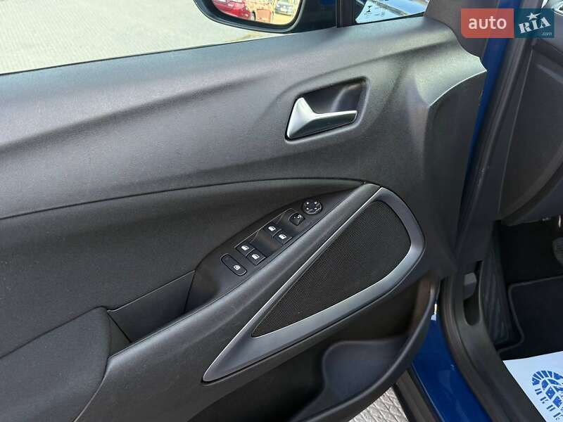 Внедорожник / Кроссовер Opel Crossland X 2019 в Киеве