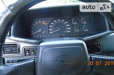 Позашляховик / Кросовер Opel Frontera 1993 в Умані