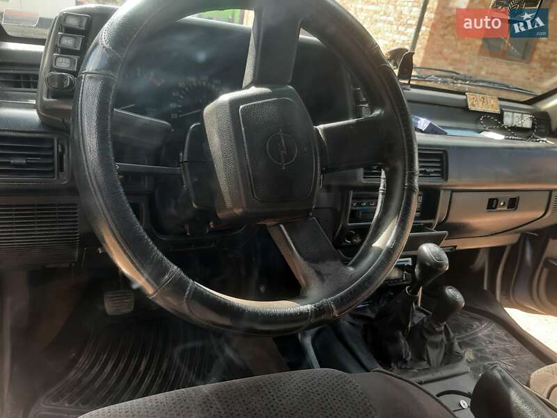 Позашляховик / Кросовер Opel Frontera 1996 в Сокалі