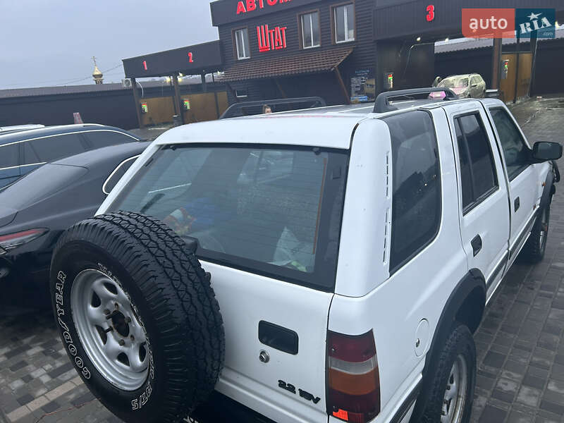 Внедорожник / Кроссовер Opel Frontera 1998 в Новоукраинке