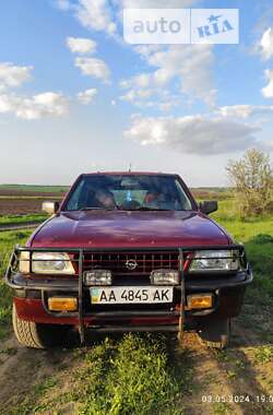 Позашляховик / Кросовер Opel Frontera 1992 в Веселиновому