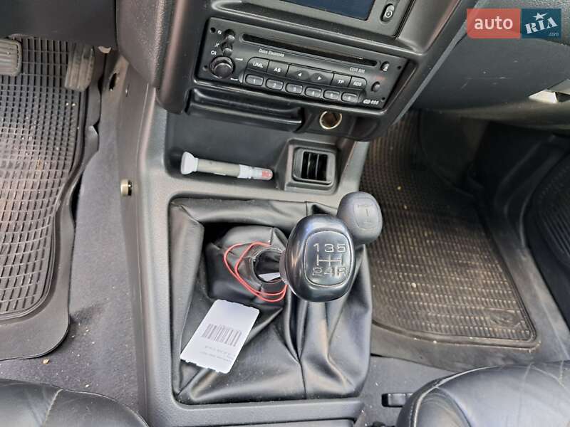 Позашляховик / Кросовер Opel Frontera 2001 в Києві
