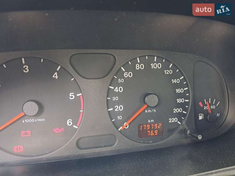 Позашляховик / Кросовер Opel Frontera 2001 в Києві