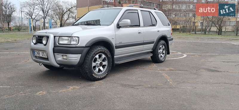 Внедорожник / Кроссовер Opel Frontera 2001 в 