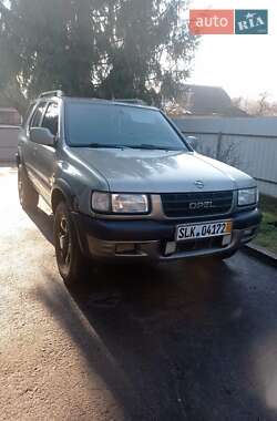 Внедорожник / Кроссовер Opel Frontera 2000 в 