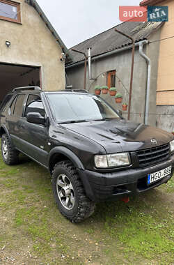 Внедорожник / Кроссовер Opel Frontera 2000 в 