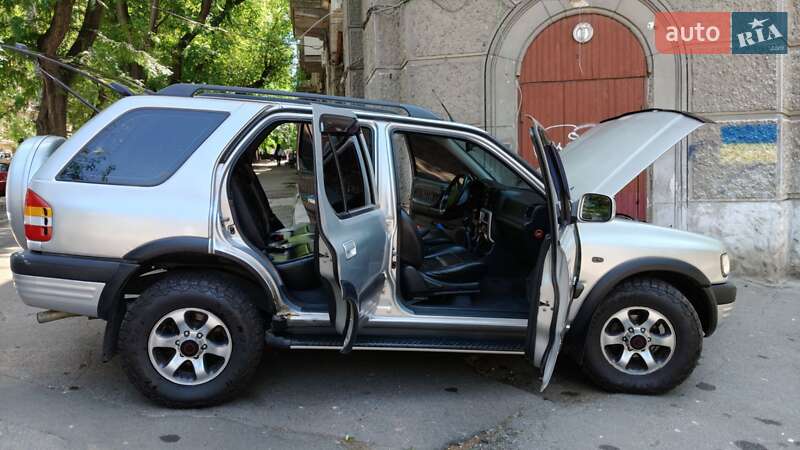 Позашляховик / Кросовер Opel Frontera 2001 в Одесі