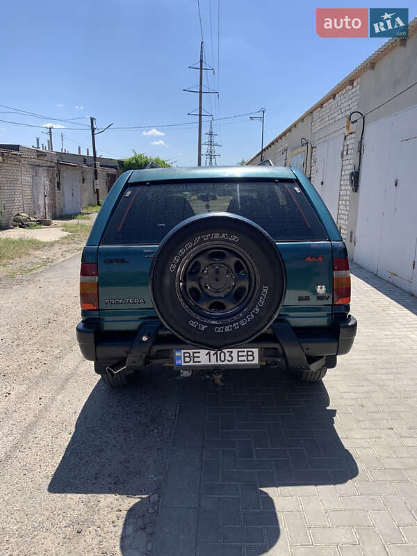 Внедорожник / Кроссовер Opel Frontera 1997 в Николаеве