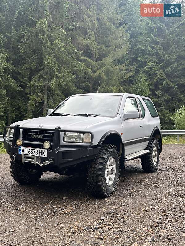Opel Frontera 2000