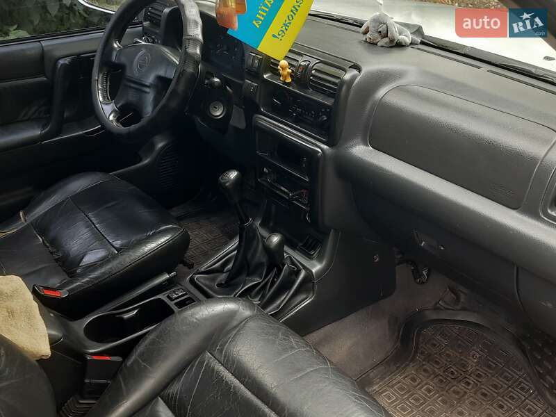 Внедорожник / Кроссовер Opel Frontera 1999 в Смеле
