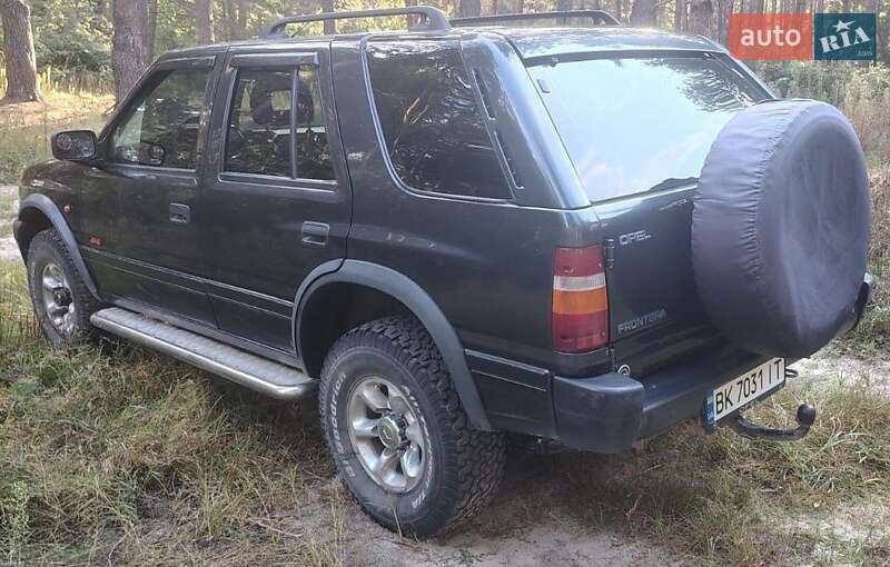 Позашляховик / Кросовер Opel Frontera 1992 в Рівному