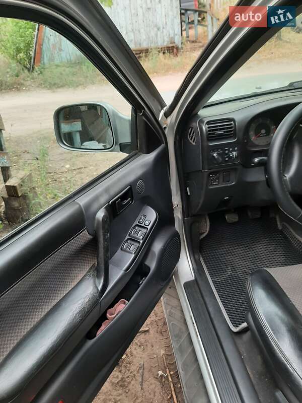 Позашляховик / Кросовер Opel Frontera 2004 в Черкасах фото 8 Позашляховик / Кросовер Opel Frontera 2004 в Черкасах
