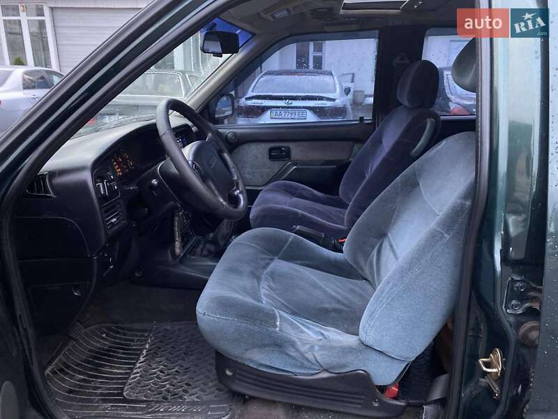 Позашляховик / Кросовер Opel Frontera 1997 в Києві фото 8 Позашляховик / Кросовер Opel Frontera 1997 в Києві