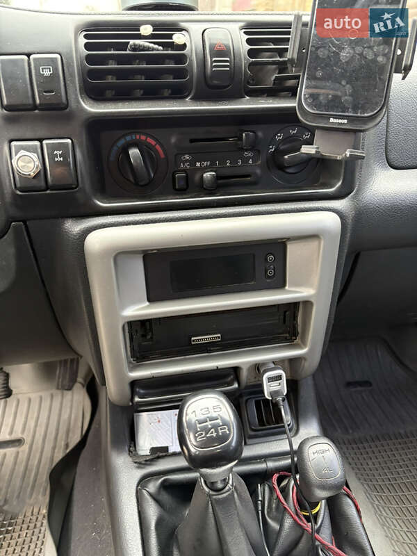 Позашляховик / Кросовер Opel Frontera 2003 в Запоріжжі