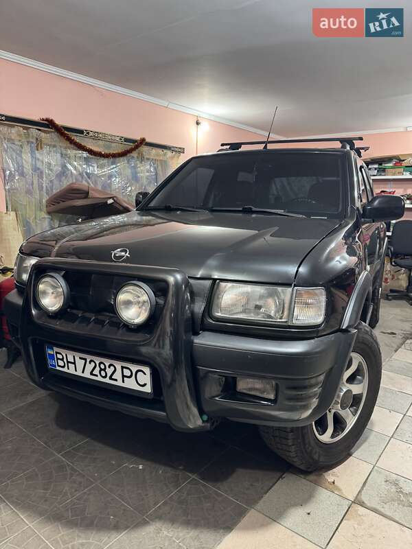 Opel Frontera 2000