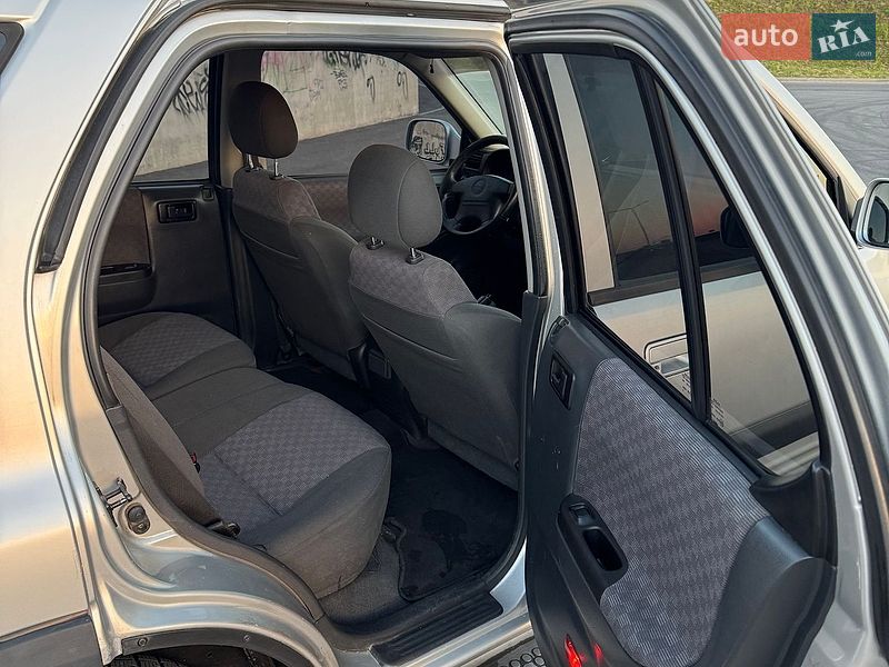 Позашляховик / Кросовер Opel Frontera 2003 в Львові