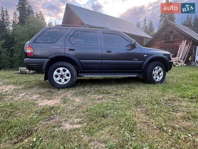 Позашляховик / Кросовер Opel Frontera 2001 в Івано-Франківську